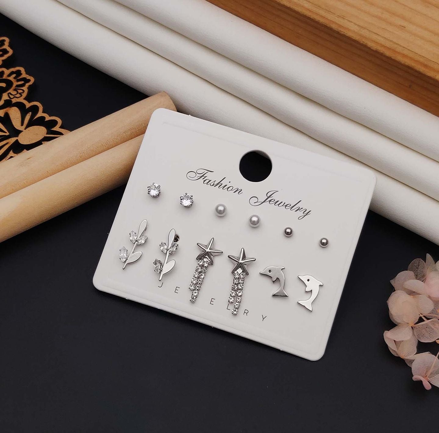Combo Of 6 Pairs Latest Designs Earrings ER1653
