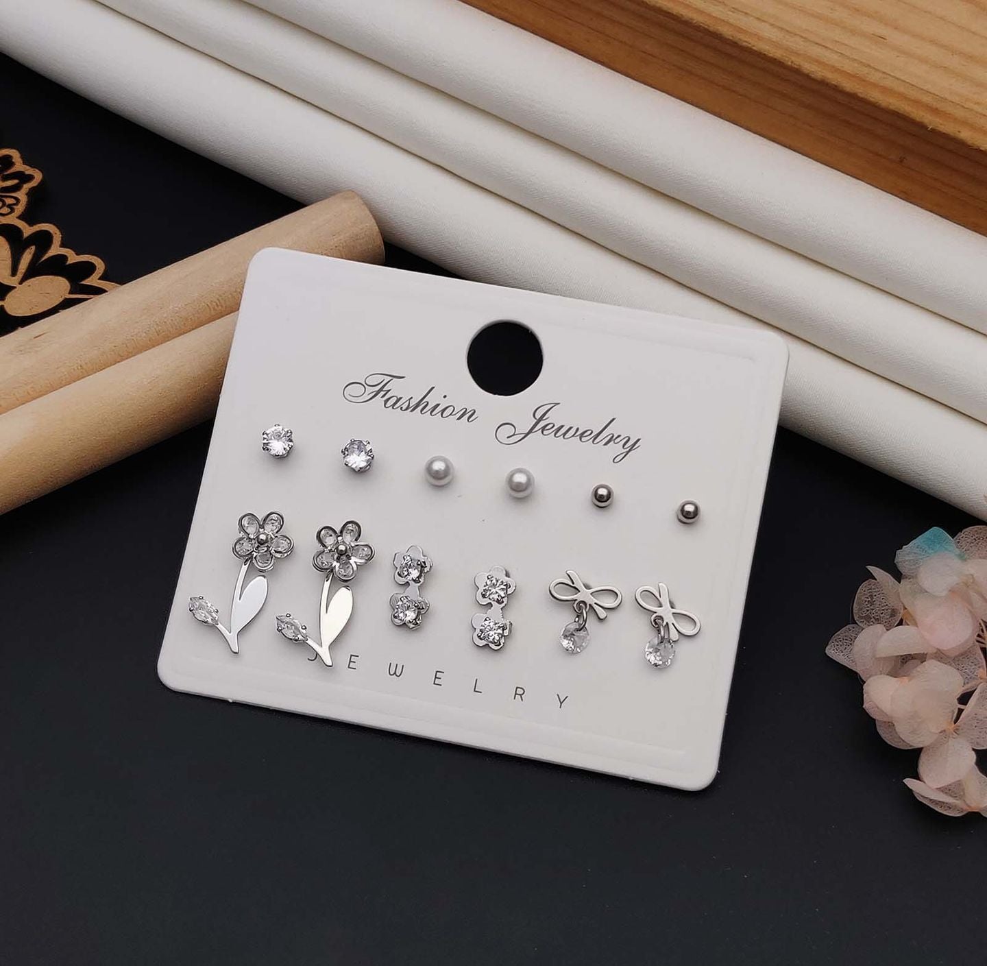 Combo Of 6 Pairs Latest Designs Earrings ER1652
