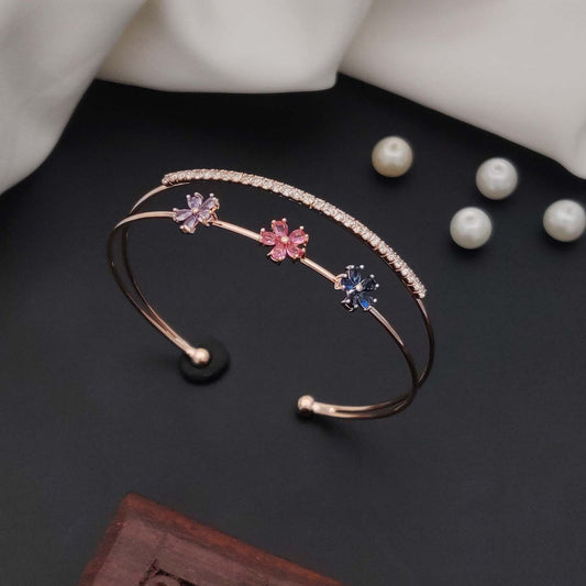 Delicate Flower Kada (Gold)