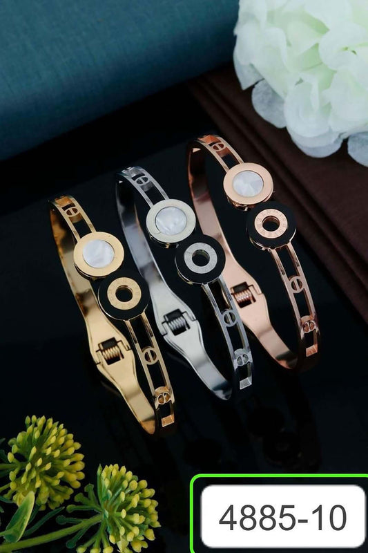 Roman Number Fancy Kada (Silver)