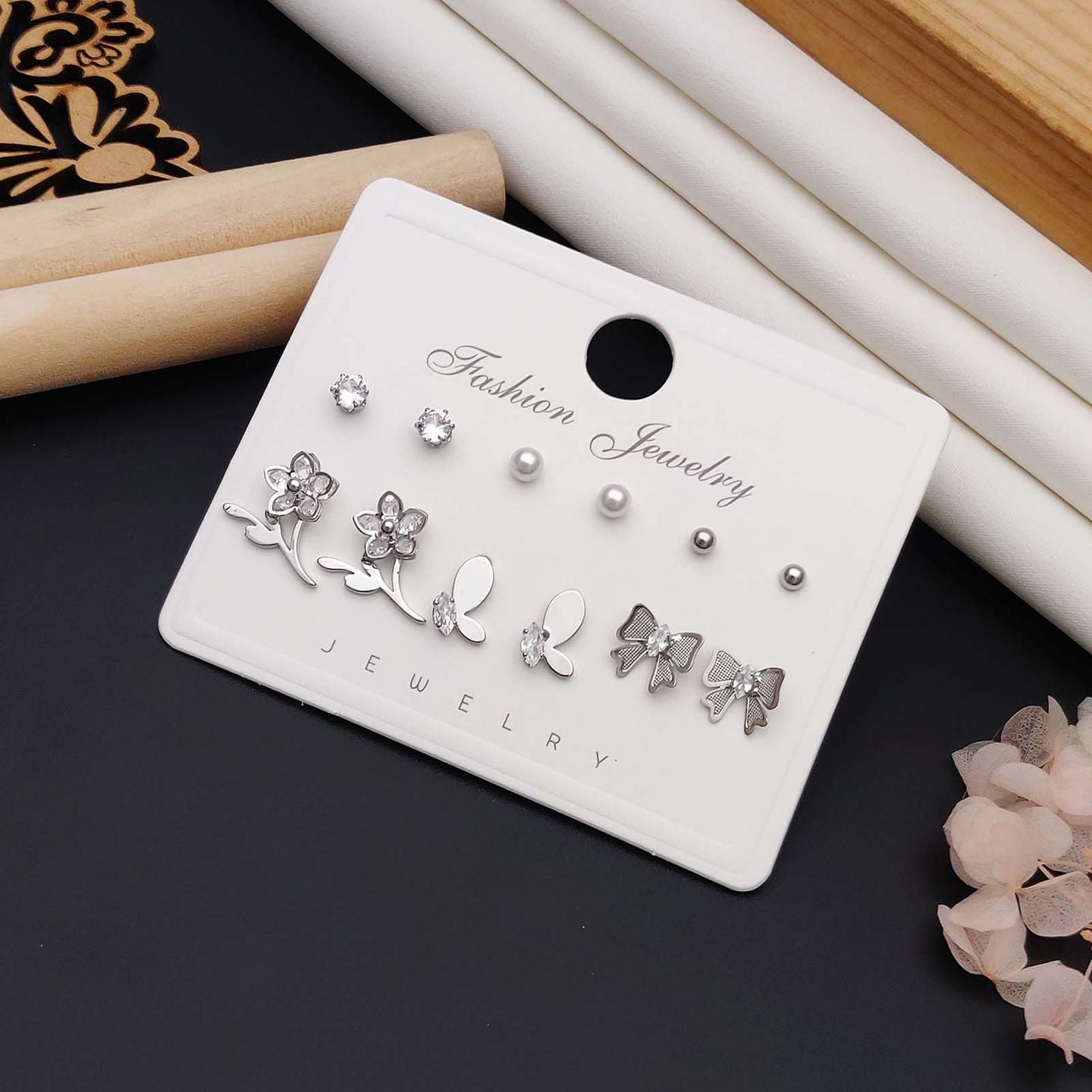Combo Of 6 Pairs Latest Designs Earrings ER1654